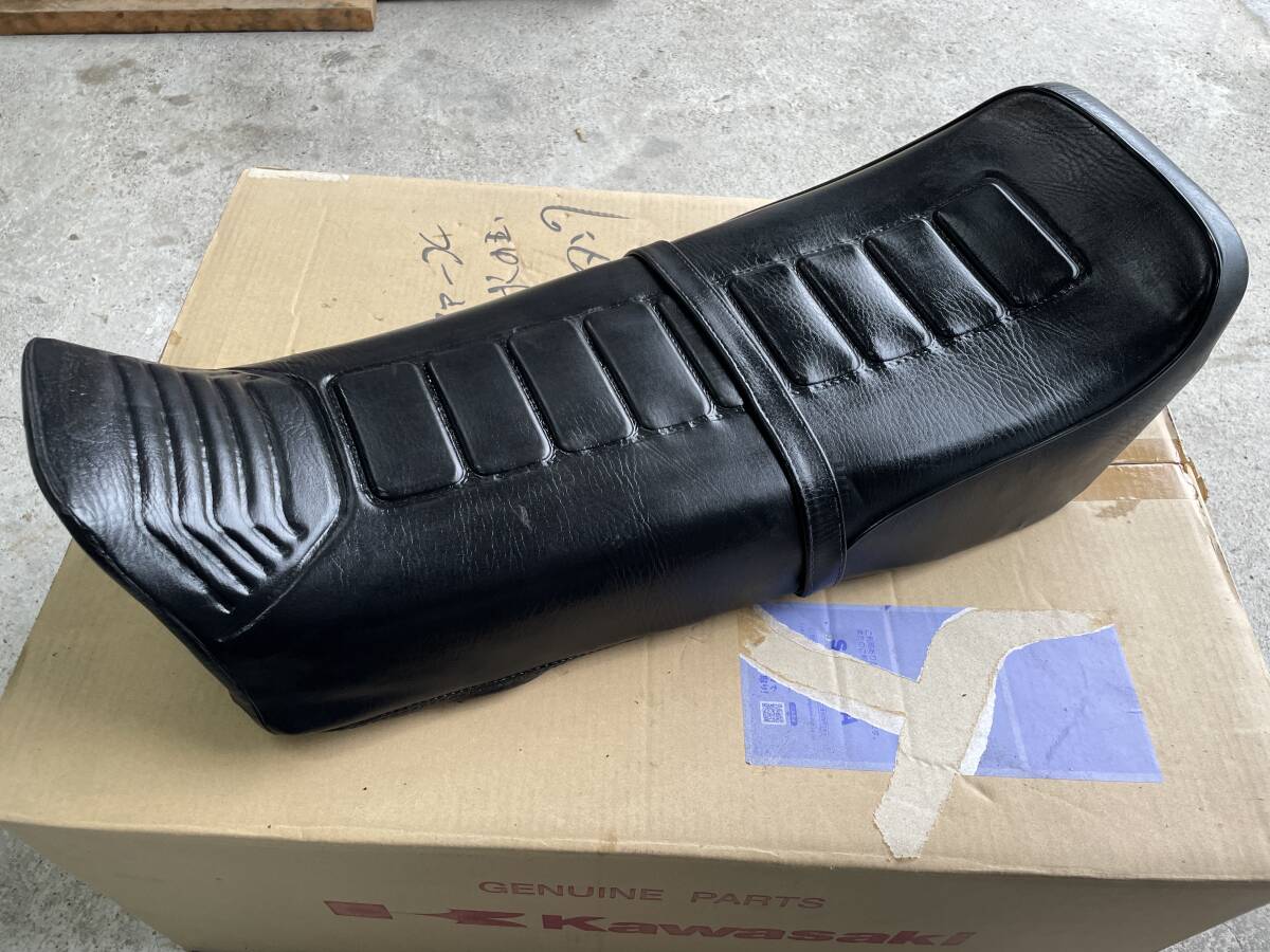 GS400用 ジュリアーリシート Yahoo!オークション - 純正 当時物 GSX400E ザリ ノーマル