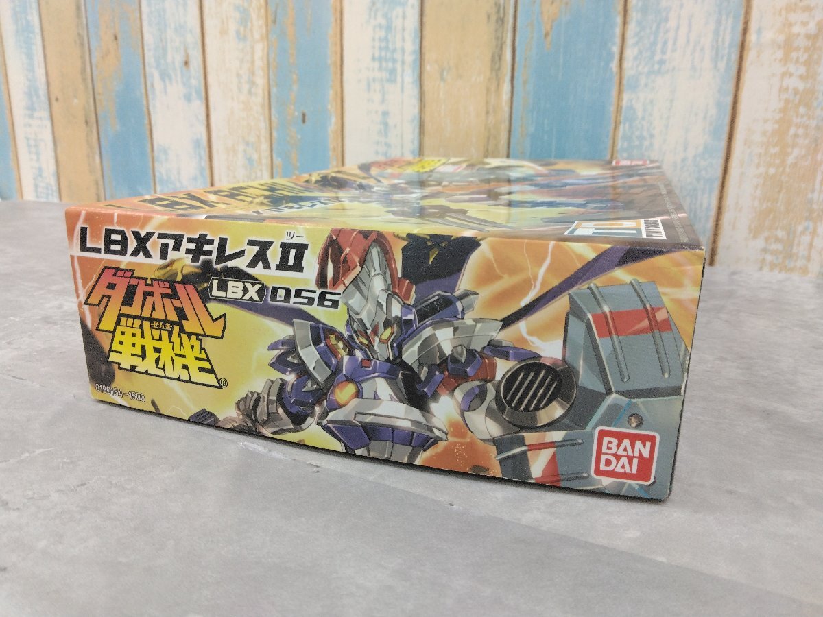 BANDAI ダンボール戦機 LBXアキレスⅡ LBX056 外箱凹みあり 未開封品の画像2