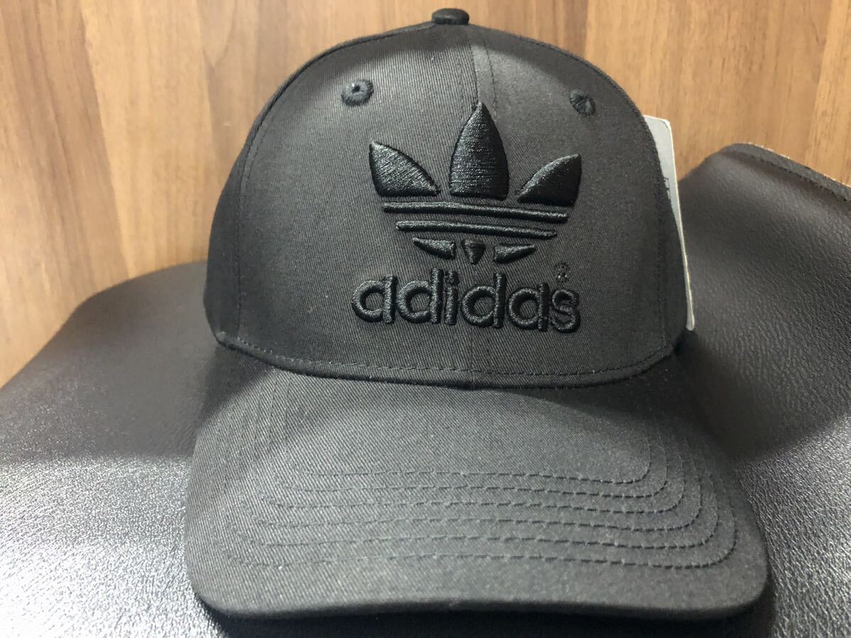 アディダス キャップ 帽子 ブラック adidas Cap 黒 ロゴ 刺繍入 フリー サイズの画像2