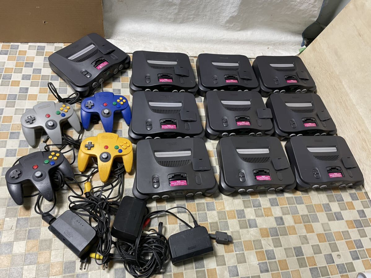 NINTENDO 64 本体　ピンク　10台　まとめコントローラー Nintendo 64 ゲーム機 _画像1