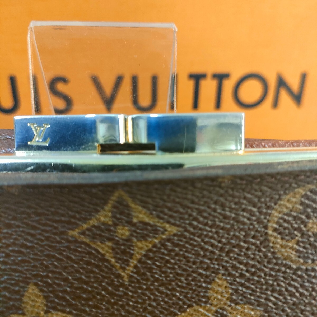 ルイヴィトン 二つ折り財布 モノグラム ポルトモネ 財布 ウォレット がま口 LOUIS VUITTON_画像6