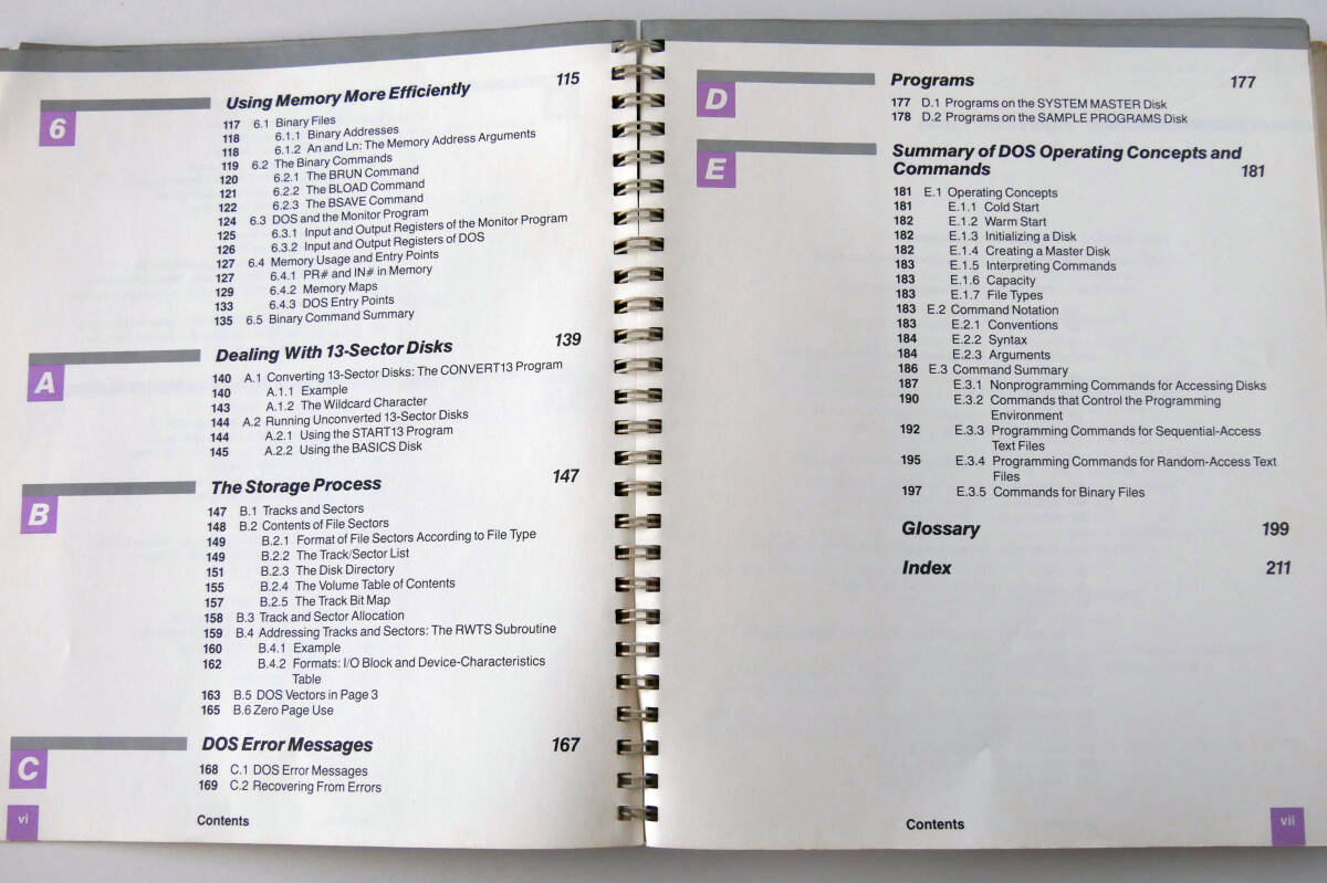 Apple II DOS Programmer's Manual 古本　_画像5