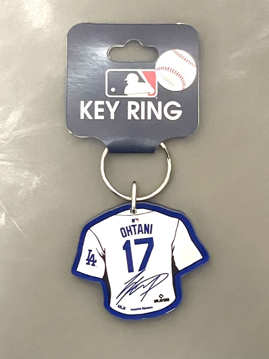 大谷翔平　ドジャース　プリントサイン入り　キーホルダー　オフィシャルライセンス商品　MLB公式Wincraft ユニフォームキーホルダー 