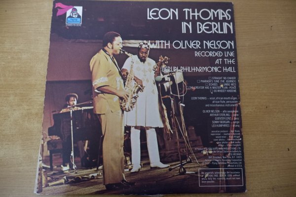 W3-324＜LP/US盤/美盤＞ Leon Thomas With Oliver Nelson / In Berlinの画像2
