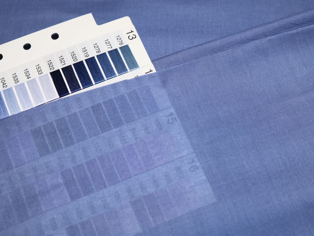 1246  50/1ローン　綿 100%       サイズ 110cm巾 長さ3ｍ　　カラー ストレートブルー