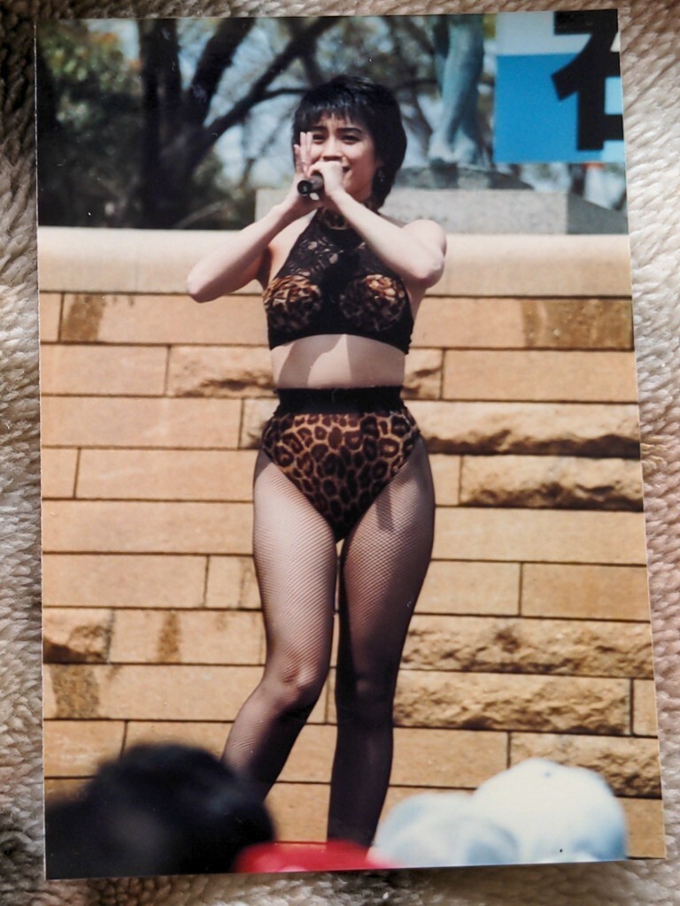 藤原理恵　c.cガールズ 豹柄衣装　岡山　イベントショー　生写真　極美品　超希少_画像1