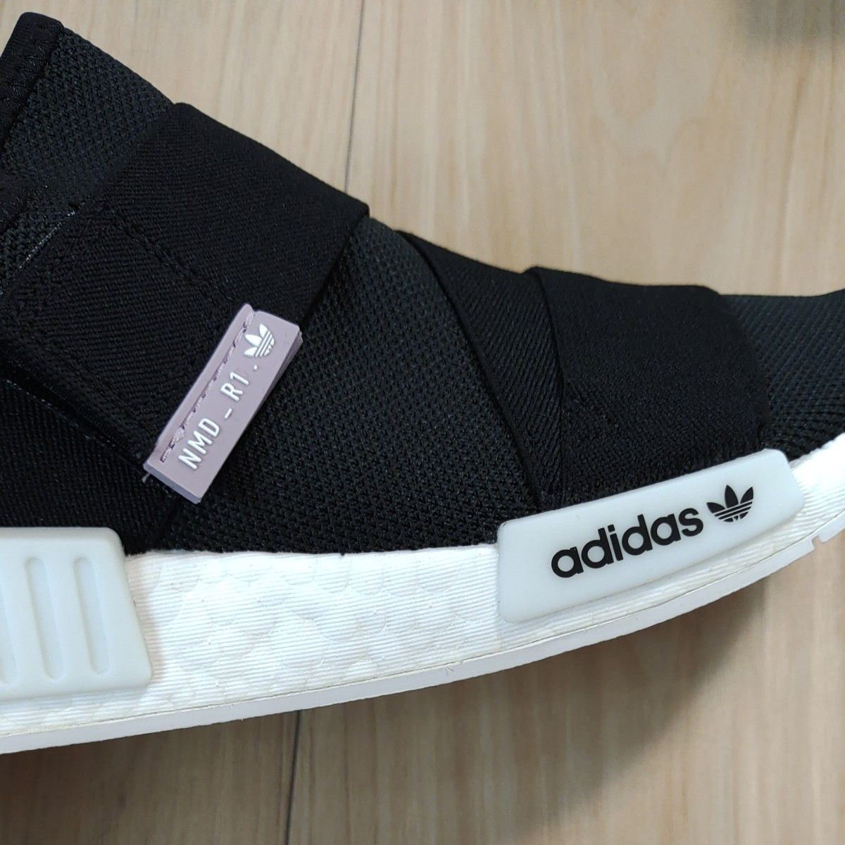 NMD_R1 / アディダスオリジナルス adidas Originals 