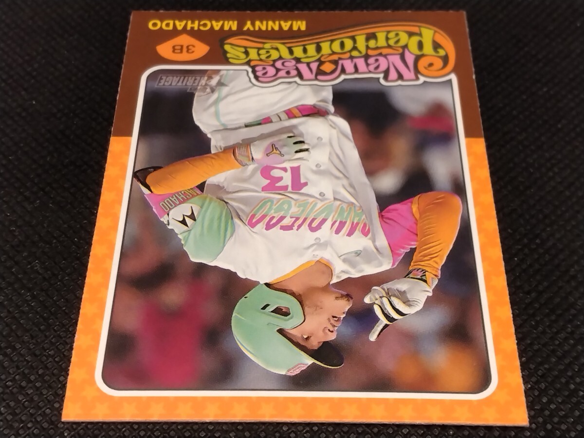 マニー・マチャド 【2024 TOPPS HERITAGE BASEBALL NEW AGE PERFORMERS MANNY MACHADO NAP-13】 サンディエゴ・パドレス_画像4