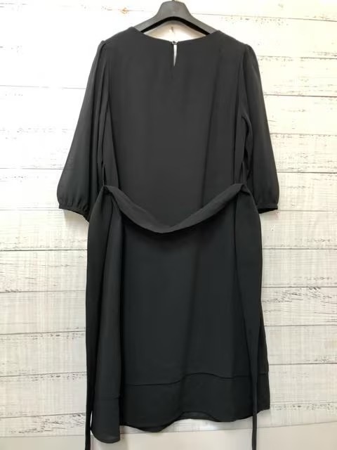 新品☆7号S♪黒系♪フリル素敵なパーティワンピース♪リボンベルト付☆k132