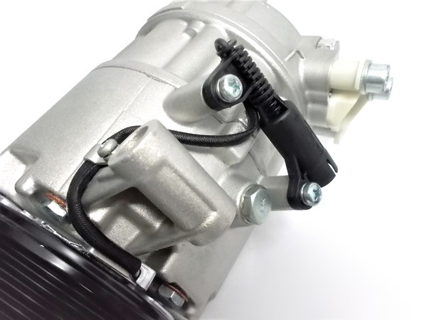 BMW E46 E83 E85 X3 Z4 エアコンディショナーコンプレッサー AC/エアコンコンプレッサー 316Ci 316i 316ti 318i 2.0i 等 64526908660 新品_画像6