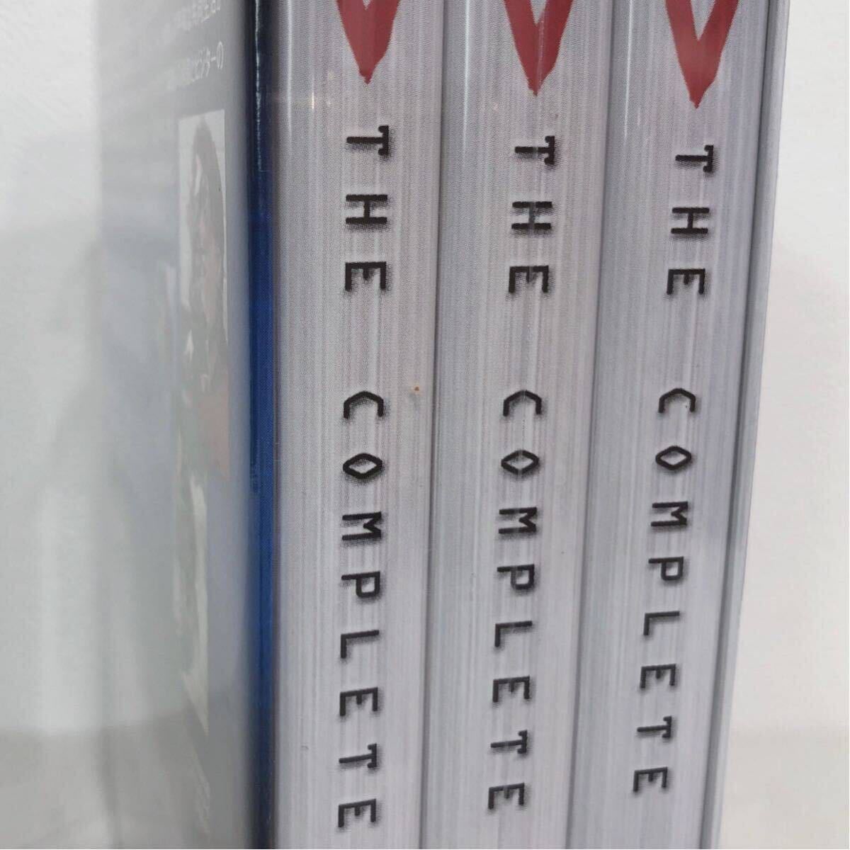 ☆新品未開封☆ V ビジター THE COMPLETE SERIES 初回限定生産 アンコールリリース アンコールDVD コレクターボックス 3枚組 送料無料 ☆新品未開封☆ V ビジター THE COMPLETE SERIES 初回限定生産 アンコールリリース アンコールDVD コレクターボックス 3枚組 送料無料