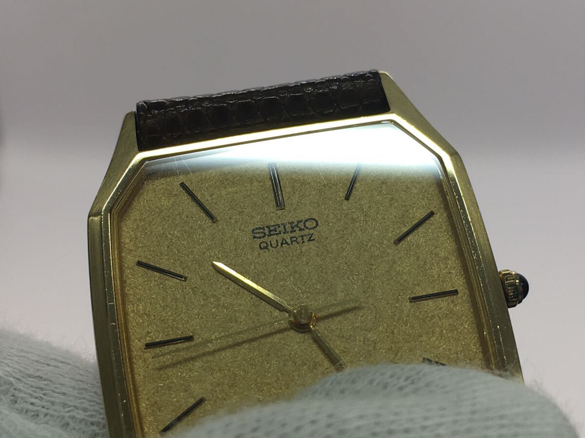 (R327) 【稼動】セイコー ドルチェ 9521-5181 クォーツ メンズ腕時計 社外ベルト&バックル ゴールドカラー スクエア _画像7