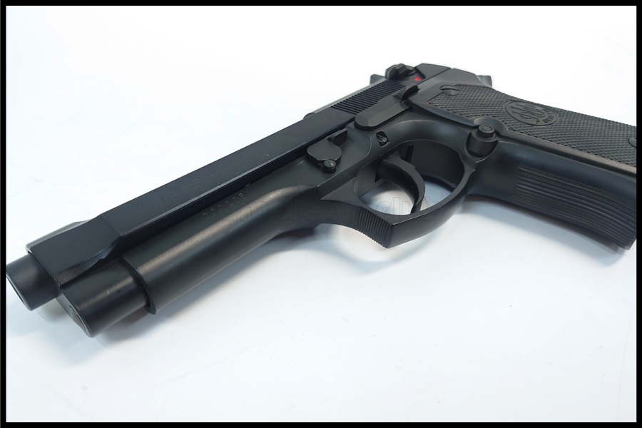  Tokyo )MGC Beretta M9 ABS model gun 