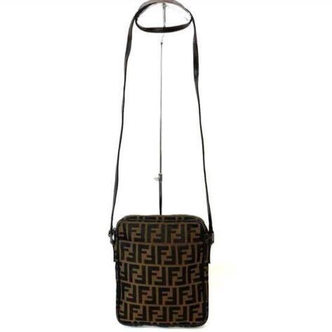 FENDI フェンディ ズッカ柄 ショルダーバッグ レディース FENDI フェンディ ズッカ柄 ショルダーバッグ レディース