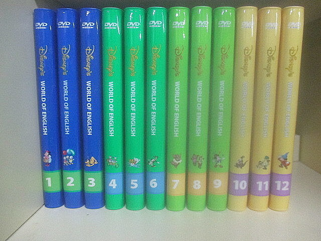 (1782) DWE ディズニーワールドイングリッシュ ディズニー英語システム 英語教材 幼児教育 2009年? 棚付き 直接引取歓迎_画像4
