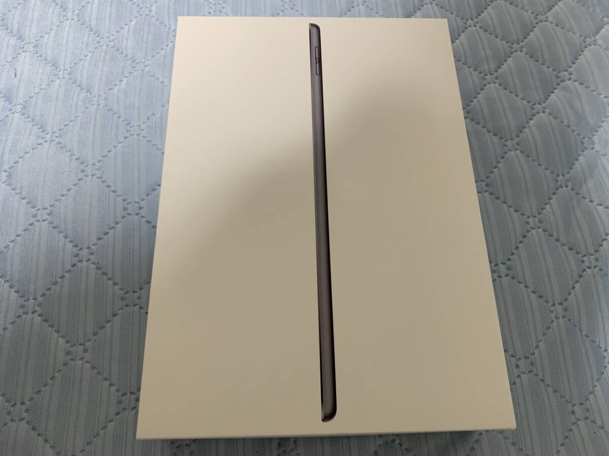 【極美品】Apple アップル iPad 第9世代 Wi-Fi 64GB MK2K3J/A タブレット スペースグレイ オマケ付き_画像1