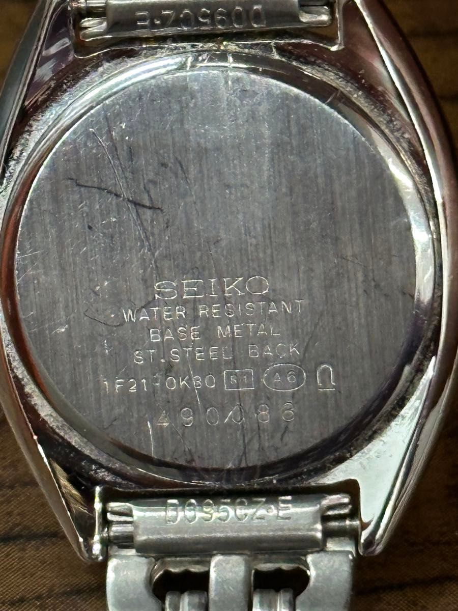 電池交換費用込み！　SEIKO LUCENT ゴールド/シルバーコンビニ　レディース　クオーツ　腕時計　セイコー　ルーセント