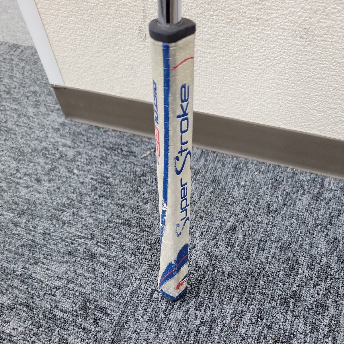 115805。SCOTTY CAMERON スコッティキャメロン STUDIO DESIGN No.5 パター 34インチ カバー付き_画像9