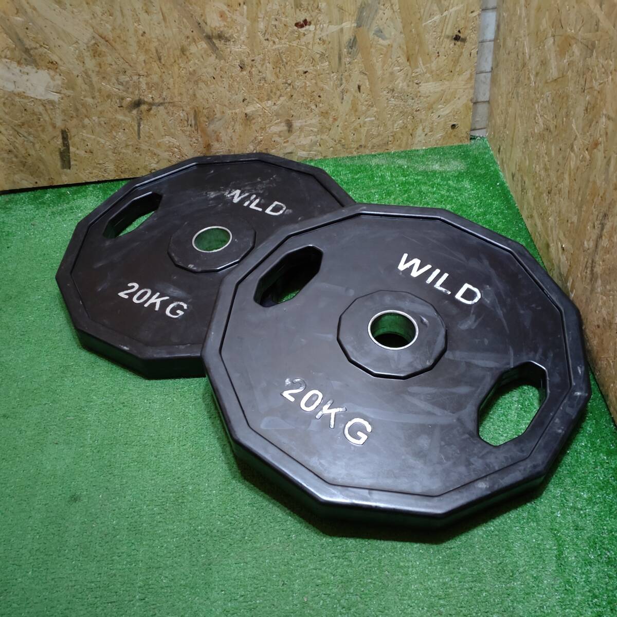 WILDFIT ワイルドフィット オリンピックプレートセット 20Kg×2/穴径50mm 筋トレ 「S17742」_画像1