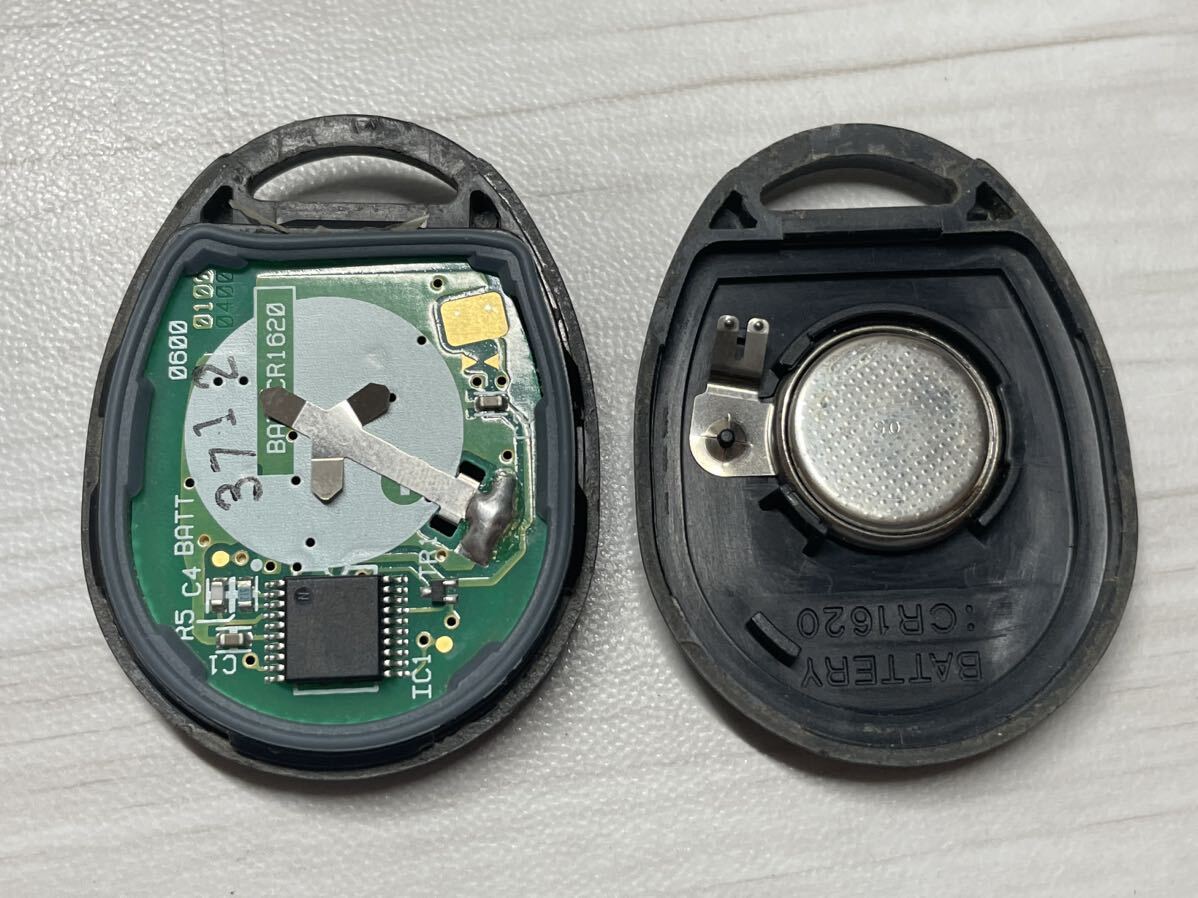  old Nissan original keyless 2 button black Skyline R34 GT-R Laurel HC35 Cefiro A33 Stagea WGC34 remote control K70206AB100 operation verification settled 