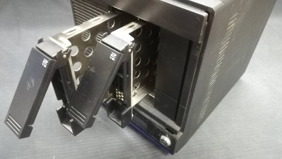 【動作品♪】I-O DATA LAN DISK HDL2-H4 NAS RAID 0/1 ネットワークHDD NASケース/HDD無しの画像4