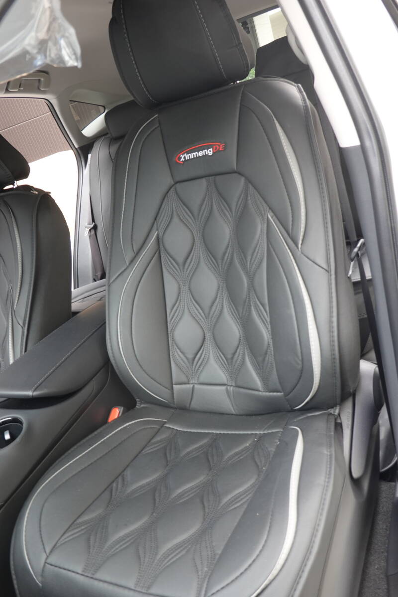 使用わずか!トヨタ 80系ハリアー HARRIER 用 革調シートカバー FASHION JUSHI Seat Cover Xinmeng DE 中古 _画像3