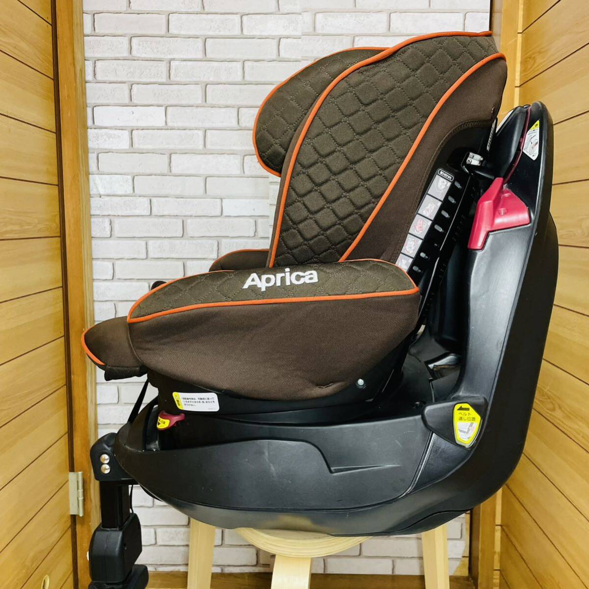  prompt decision use 5 months beautiful goods Aprica Furadia Glo u premium child seat postage included 5100 jpy . discounted lavatory settled Aprica