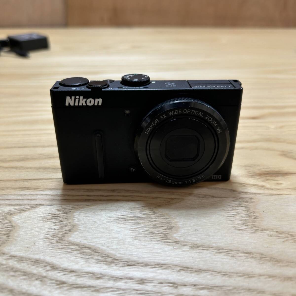 ☆Nikon ニコン COOLPIX P330 クールピクス ブラック コンパクトデジタルカメラ デジカメ カメラ バッテリー付(中古品/現状品/保管品)☆_画像2