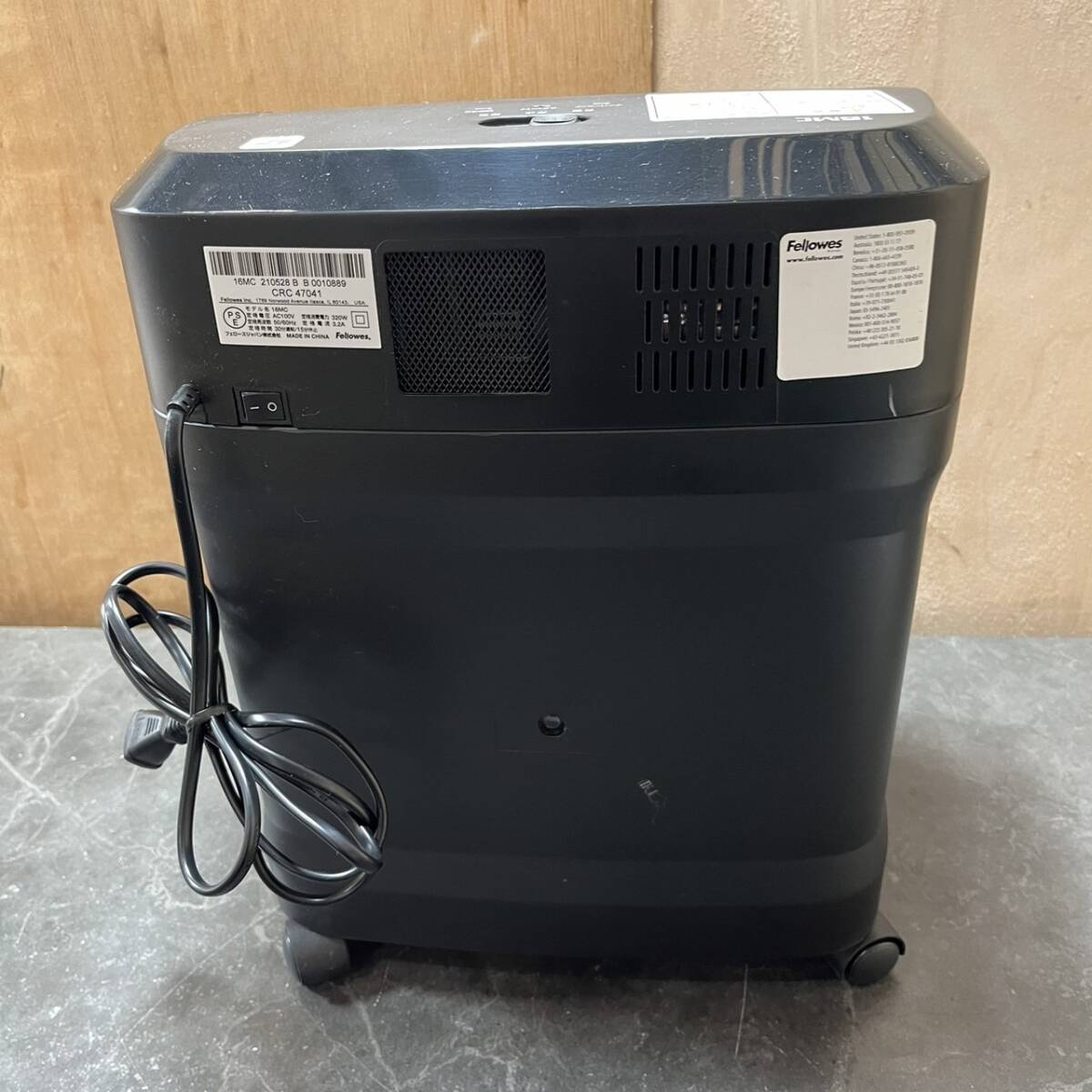 ☆動作品 Fellowes フェローズ 16MC シュレッダー CRC47041 ブラック 家庭用シュレッダー シュレッダー OA機器(中古品/現状品/保管品)☆_画像5