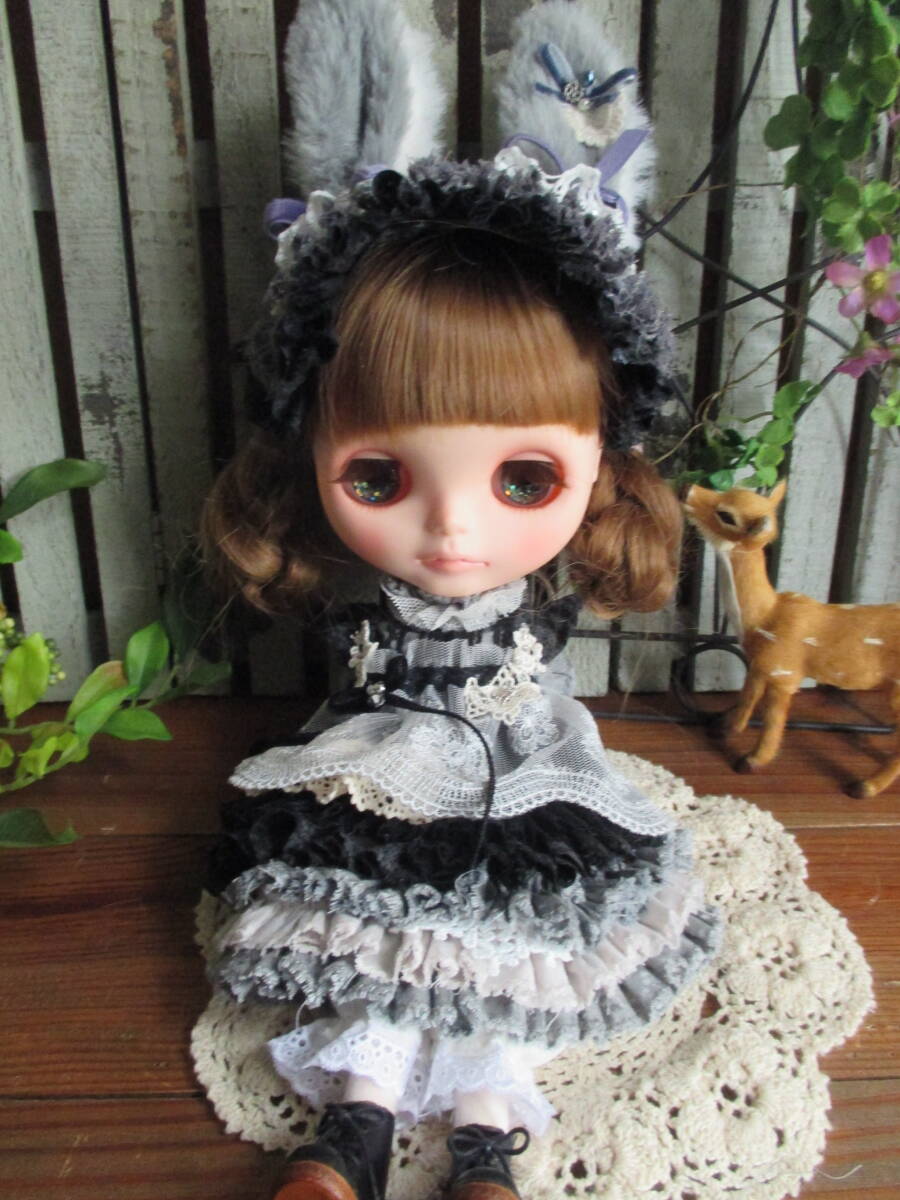 *** Blythe наружный Fit чёрный . серый One-piece Neo Blythe min***