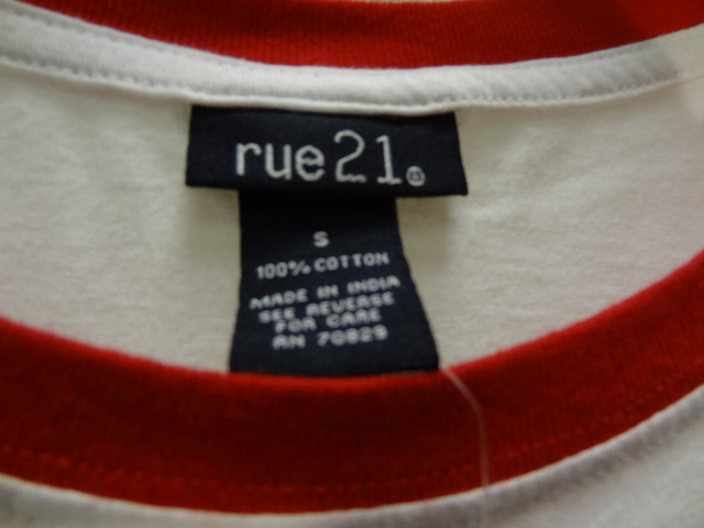 全国送料無料 USA古着 新品未使用 rue 21 (USAブランド）レディース 星条旗ポケット 綿100% 半袖 赤色リンガーポケット付きTシャツ Sサイズ