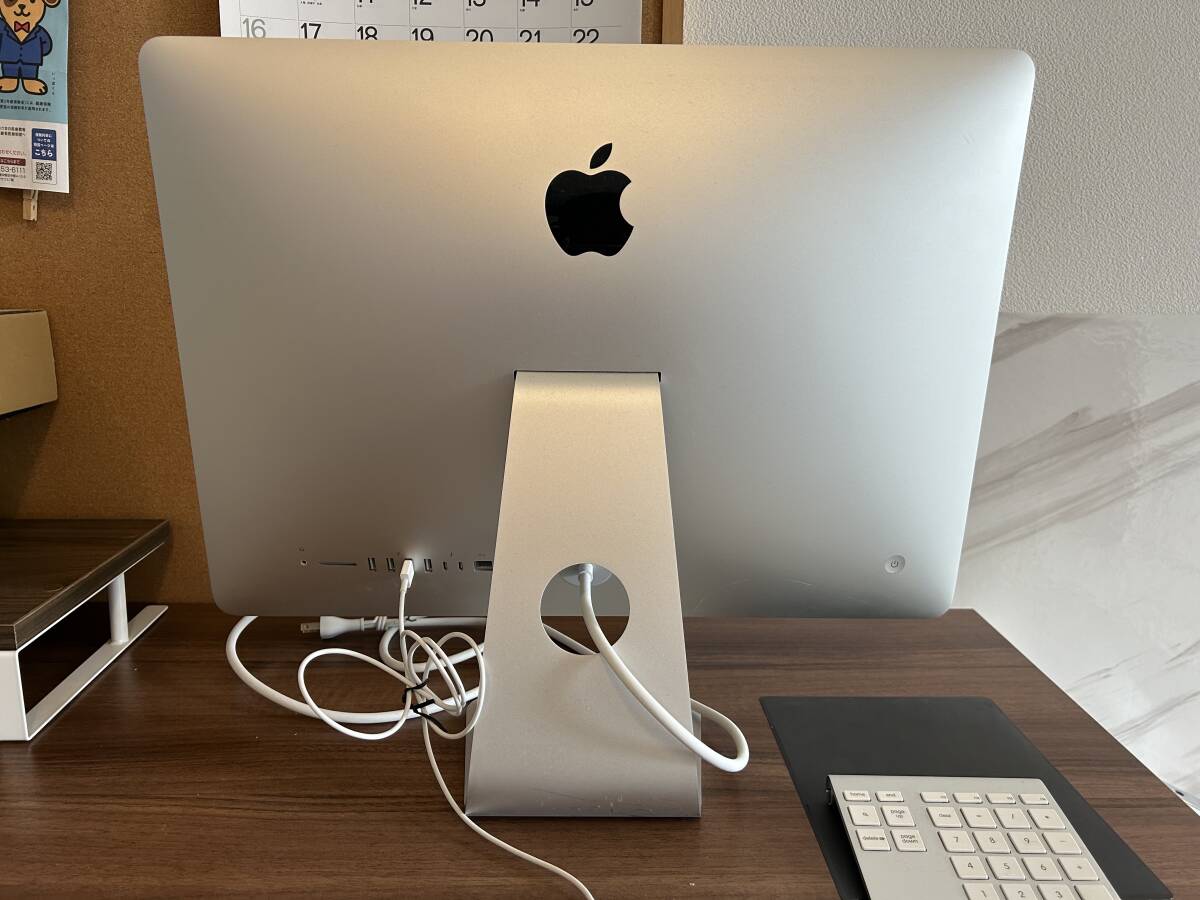 Apple iMac② (21.5インチ,2017) Core i5-7360U 2.3GHz/8GB macOS oyave10.14.6 _画像3