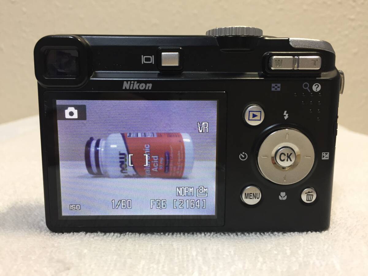 Nikon ニコン COOLPIX P60 コンパクトデジタルカメラ 動作確認済み 付属品あり_画像1