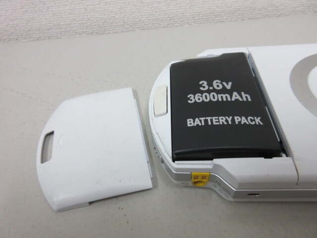SONY PSP-1000 Playstation Portable ホワイト ジャンク #59861の画像8