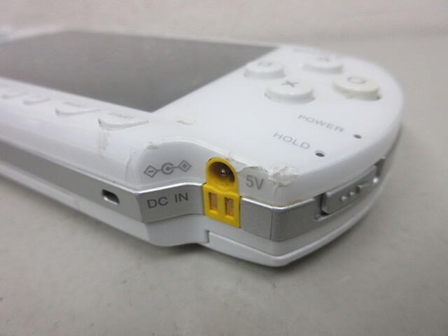 SONY PSP-1000 Playstation Portable ホワイト ジャンク #59861の画像4