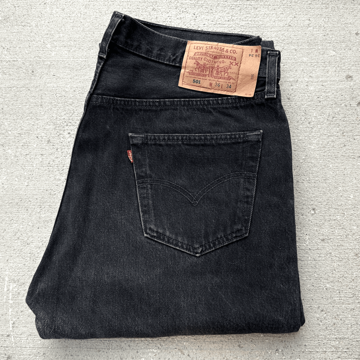 Yahoo!オークション - 90s 米国製 Levi's 501-0660 W36 L34 黒 Yahoo!オークション - 90s 米国製 Levi's 501-0660 W36 L34 黒