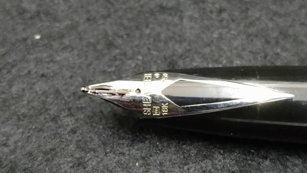 k1346 万年筆 SHEAFFER シェーファー ペン先18K 750刻印 レザーケース付き 使用可否不明 中古品 現状品 100サイズ発送_画像4