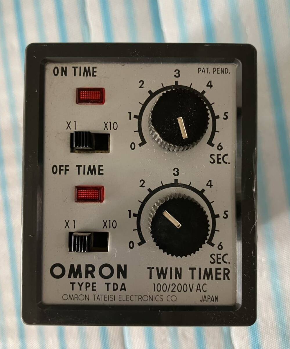 オムロン　TWIN TIMER TYPE TDA100/200VAC_画像2