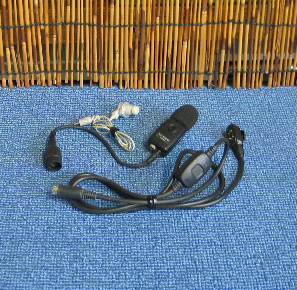 STANDARD VLM-850と車載MBL88 特定小電力/同時通話 無線連絡 STANDARD VLM-850と車載MBL88 特定小電力/同時通話 無線連絡