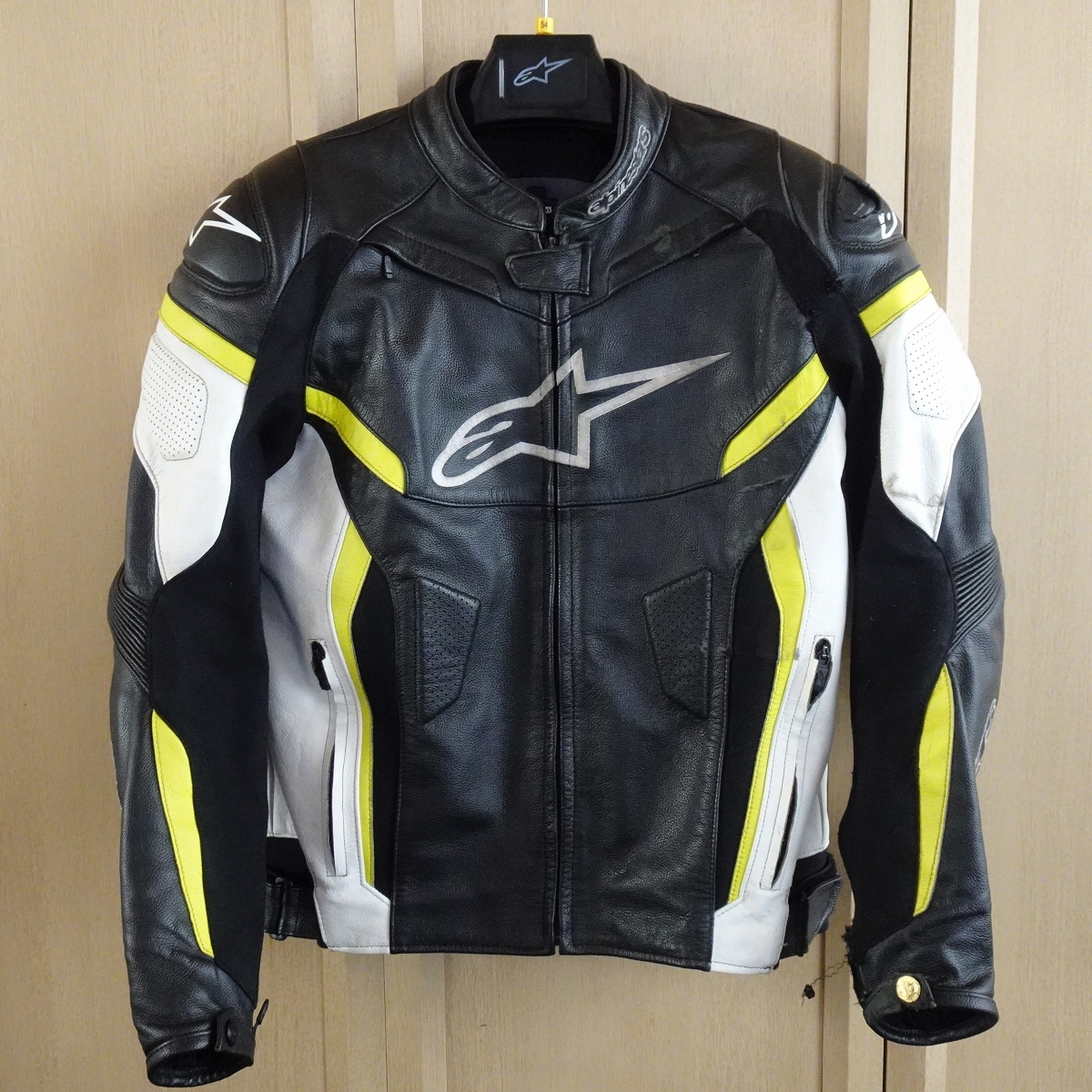  free shipping Alpine Stars separate racing suit leather jacket EU54 USA44 GP PLUS R v2 leather coveralls coverall alpinestars used 