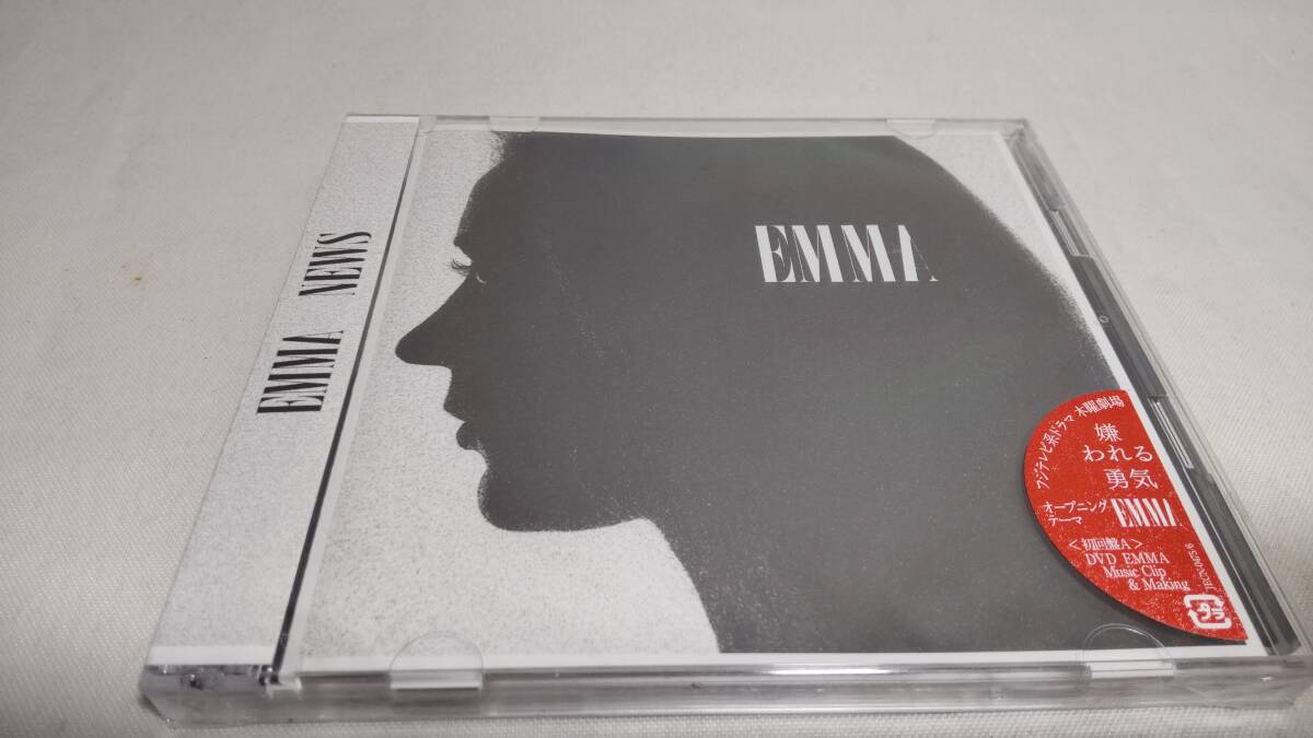 B0099　 『未開封 CD+DVD 』 EMMA(初回盤 A) / NEWS_画像1