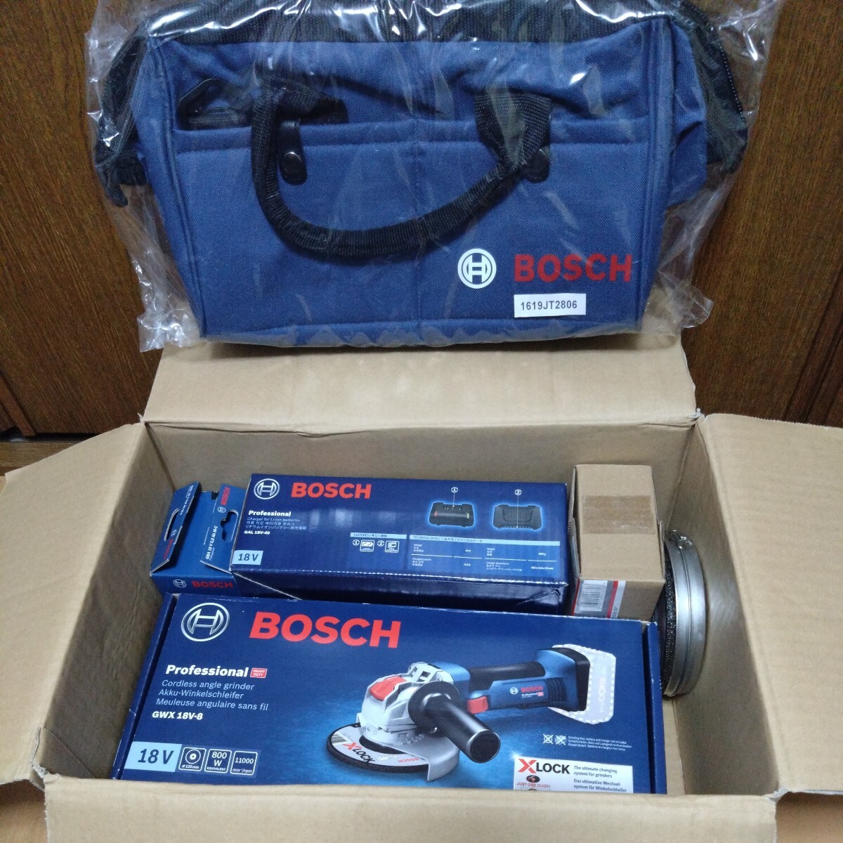 展示品☆BOSCH　ボッシュ☆X-LOCK　コードレスディスクグラインダー　GWX18V-8型_画像1