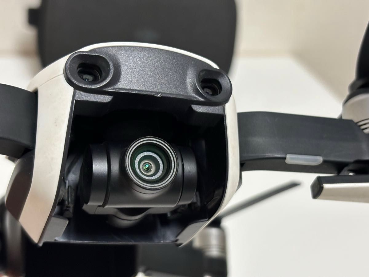 【良品】DJI MAVIC AIR マビックエアー 機体のみ ホワイト 中古良品 未登録 送料無料 4Kドローン　スクール