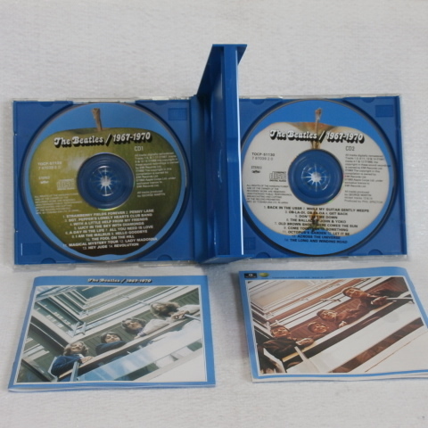 ＜美品＞ ザ・ビートルズ　 THE BEATLES　 / 　赤盤1962-1966　青盤　1967-1970　　 (各CD2枚組）　国内正規セル版_画像4