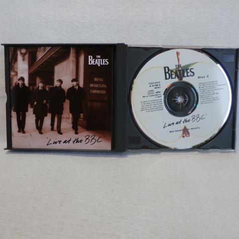 ＜美品＞　ザ・ビートルズ THE BEATLES / 　ザ・ビートルズ・ライヴ!!　アット・ザ・BBC　 (CD2枚組）　帯付　国内正規セル版_画像4
