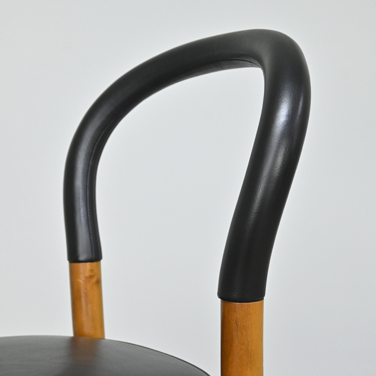 Yahoo!オークション - Cassina “Goteborg” 本革 サイドチェア Yahoo!オークション - Cassina “Goteborg” 本革 サイドチェア