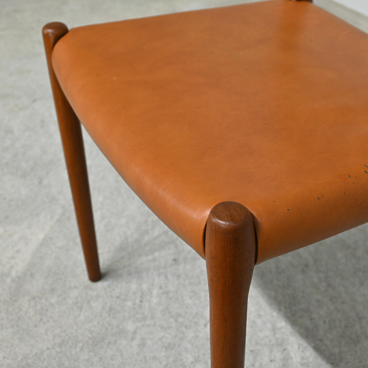 Denmark J.L.Moller *Model 80~ original leather × cheeks material dining chair 70 period Vintage /mola- Northern Europe Wegner actus ite-