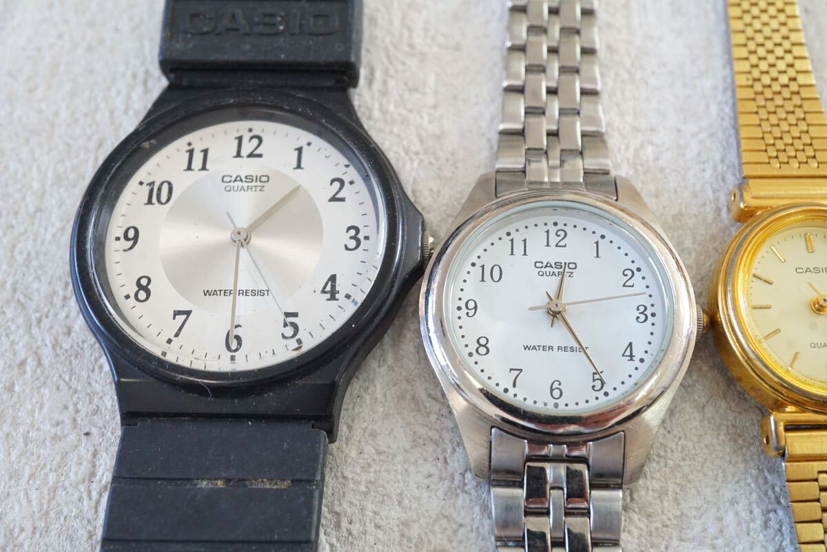 F596 CASIO/カシオ メンズ レディース 腕時計 11点セット アクセサリー クォーツ 大量 まとめて おまとめ まとめ売り 不動品の画像2