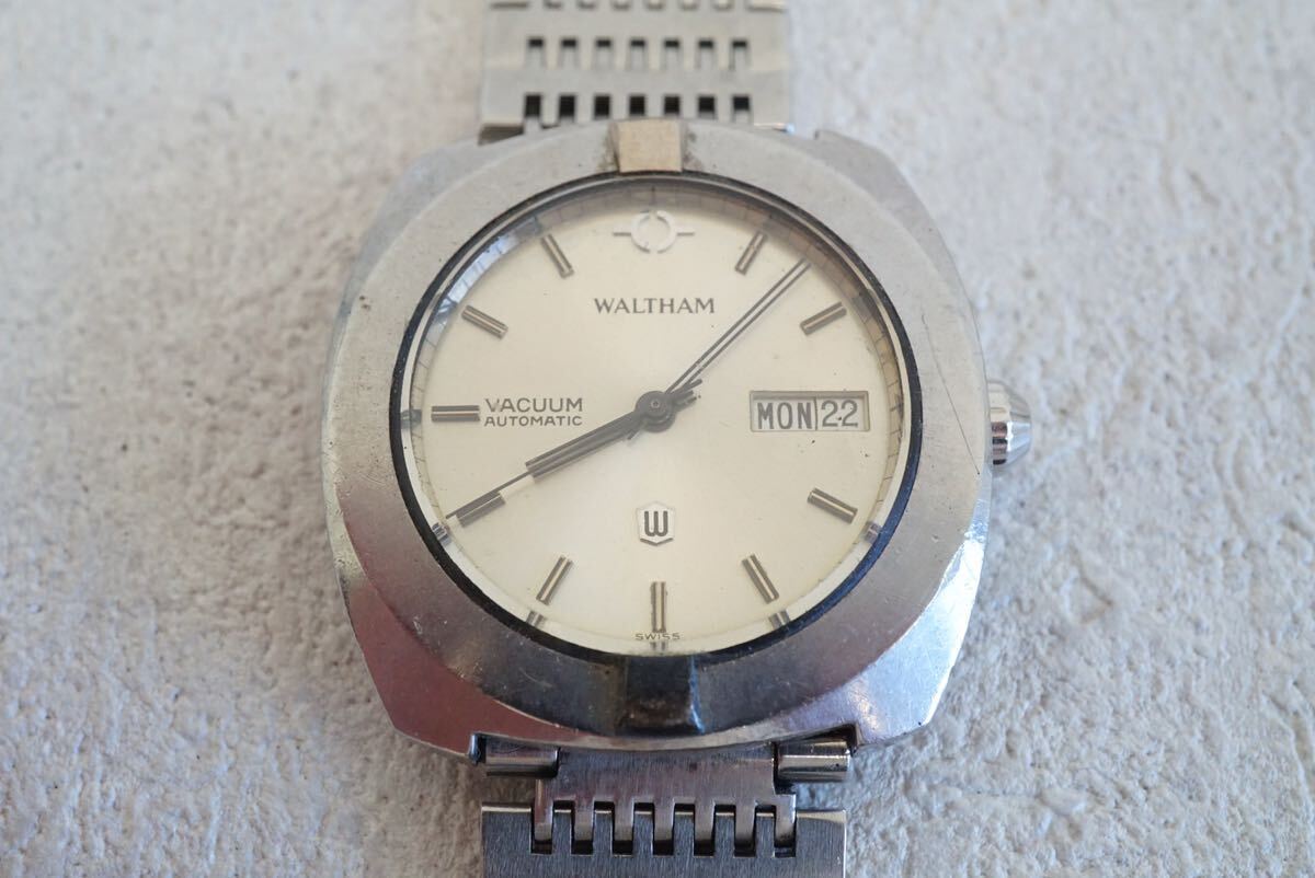 F576 WALTHAM/ウォルサム VACUUM/バキューム AUTOMATIC/自動巻き メンズ 腕時計 SWISS/スイス ブランド アクセサリー ジャンク品の画像1