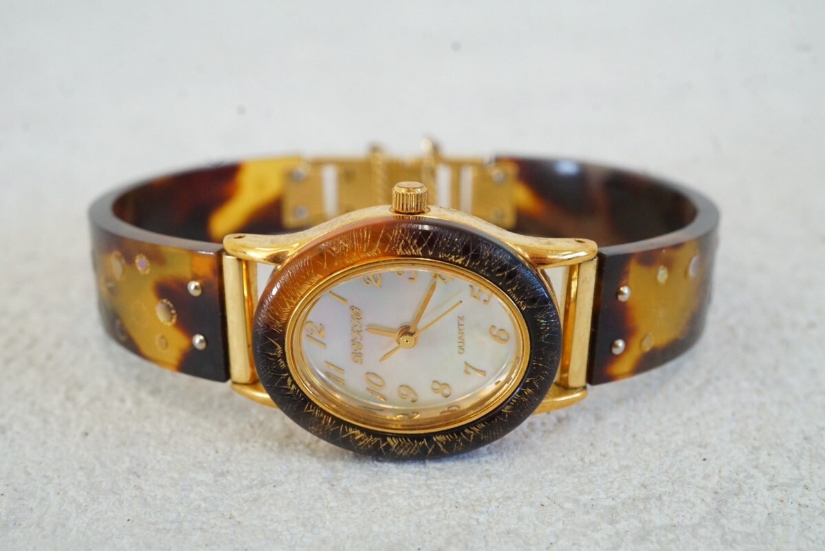 F938шт.@ панцирь черепахи перламутр умение ракушка запись Gold цвет женский браслет наручные часы аксессуары кварц Vintage утиль 